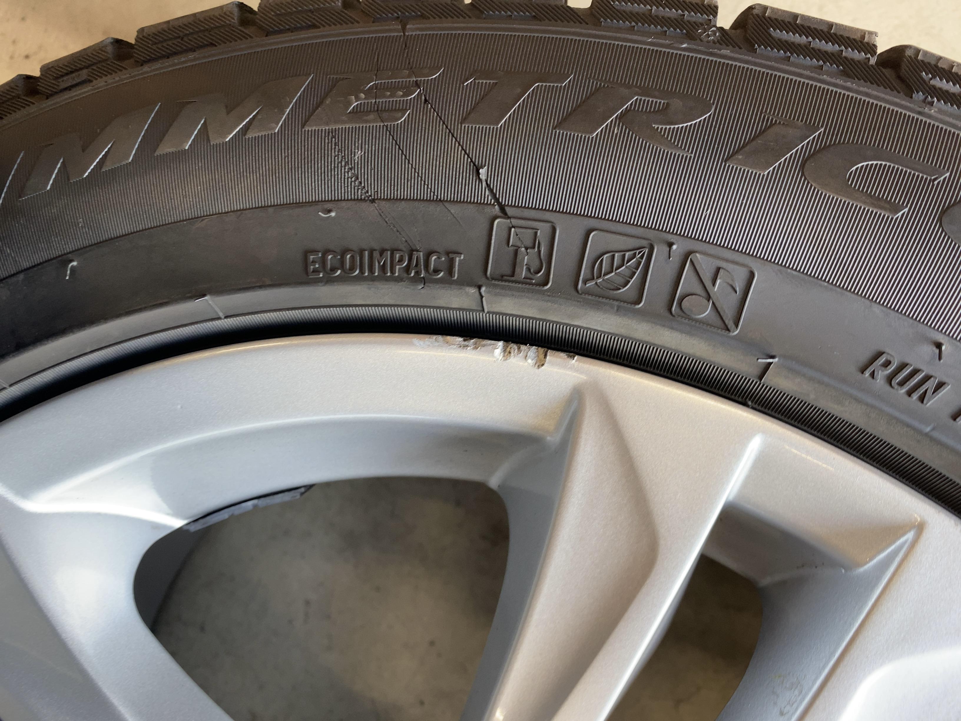 まとめ買い歓迎 Bmw17inchホイール Pirelliランフラットタイヤ 日本未入荷 入手困難 Www Ijqr Net まとめ買い歓迎 Bmw17inchホイール Pirelliランフラットタイヤ 日本未入荷 入手困難 Www Ijqr Net