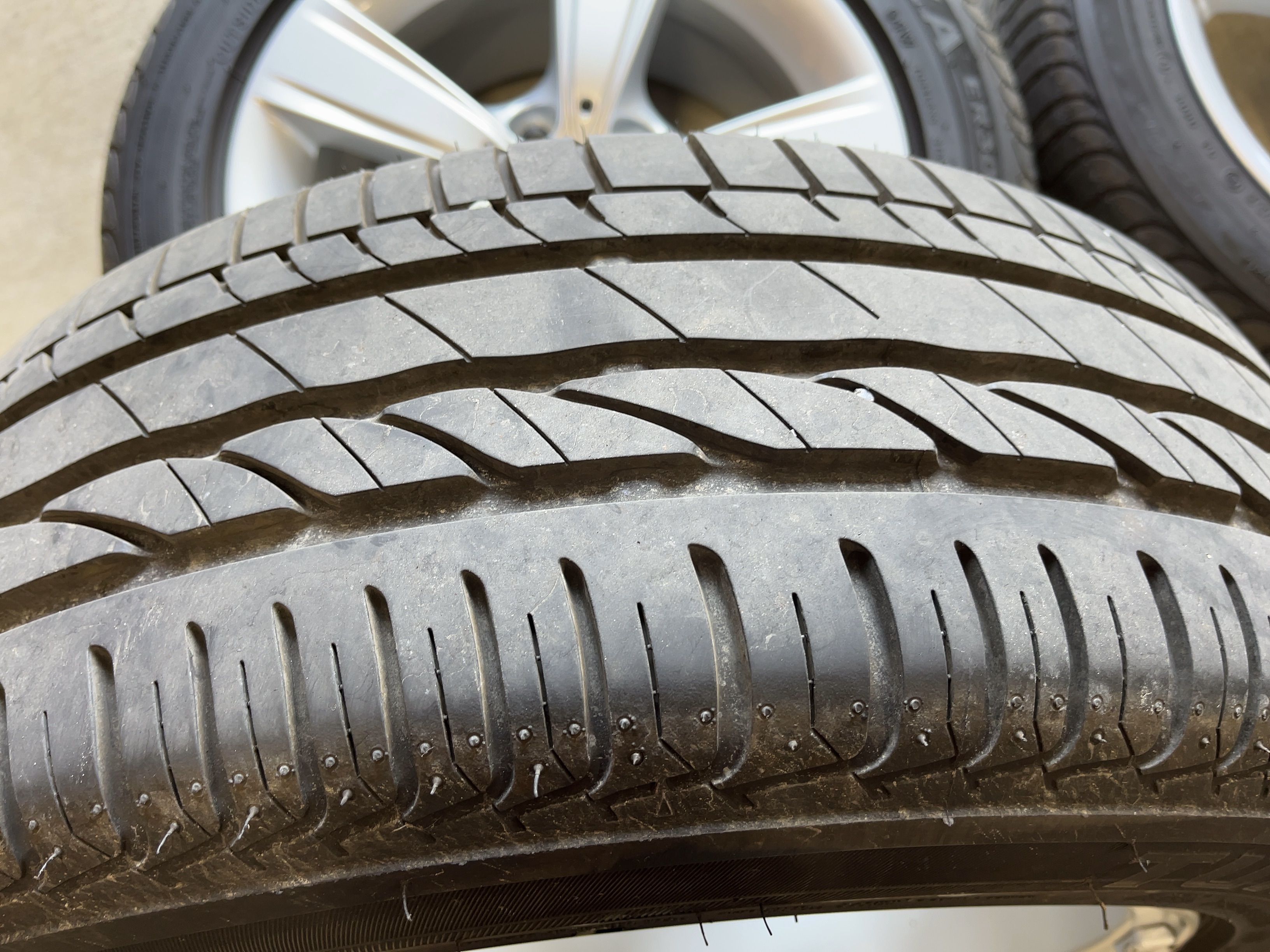 BMW F20 純正16インチ　バリ山 BMW F20 純正16インチ バリ山 - メルカリ